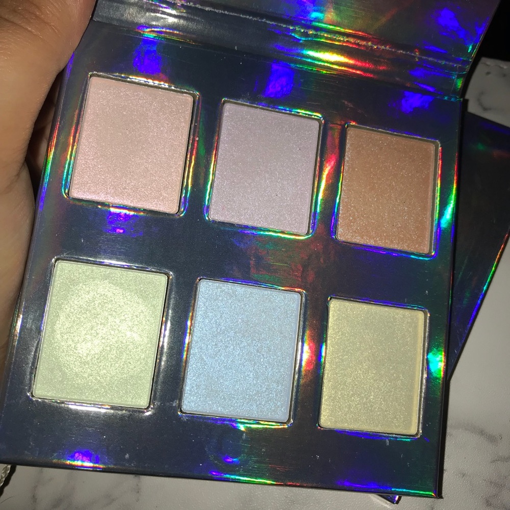 Holographic highlighters ✨